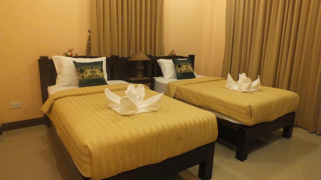 Kala House Hotel Sukhothai Exterior photo