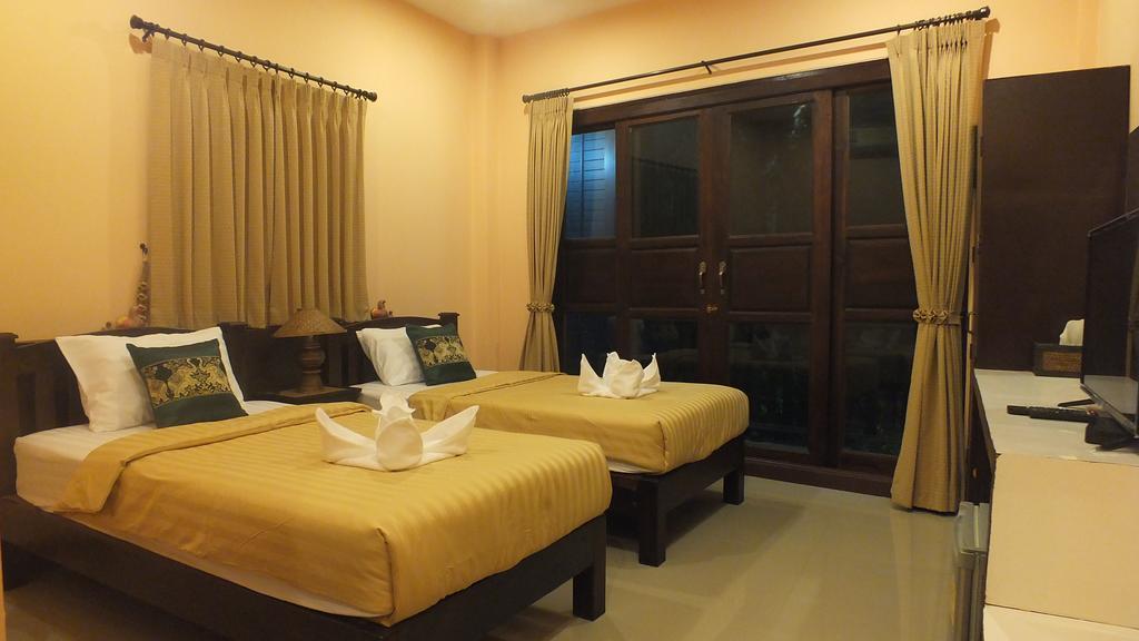 Kala House Hotel Sukhothai Exterior photo